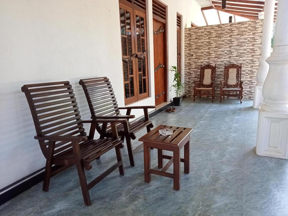 Induwara Safari Resort ウダワラウェ エクステリア 写真