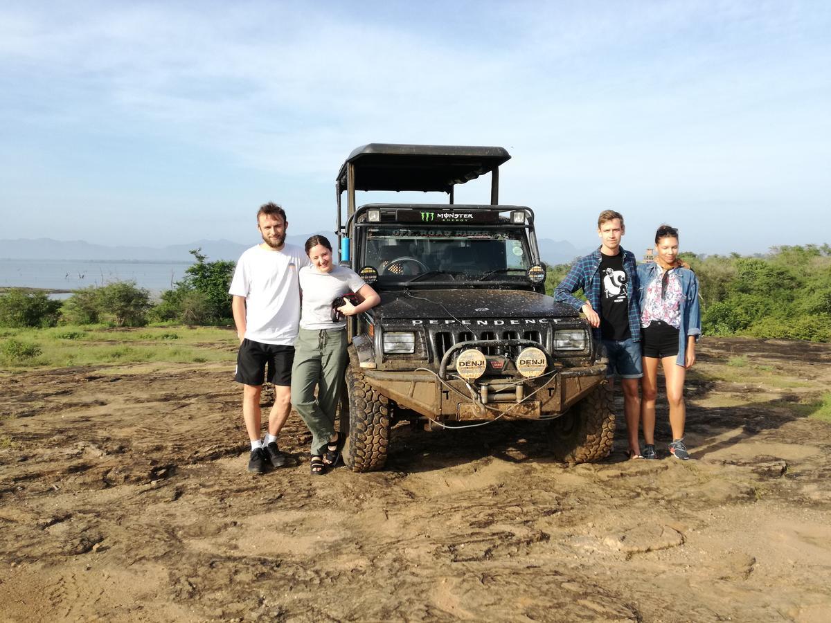 Induwara Safari Resort ウダワラウェ エクステリア 写真